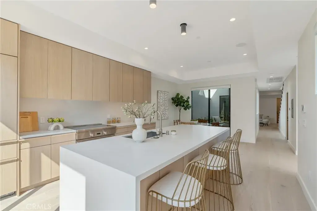 11823 Tennessee Avenue, Los Angeles, CA 90064 - Image #1