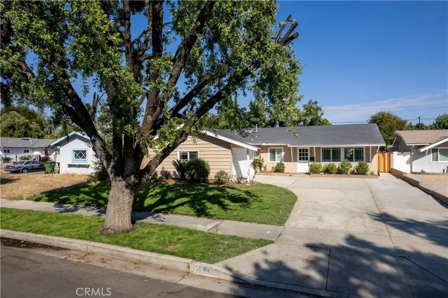 10556 Hillview, Chatsworth, CA 91311 - Image #2