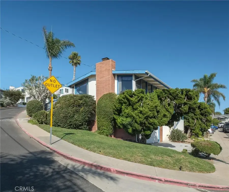 909 Montgomery, Hermosa Beach, CA 90254 - Image #3