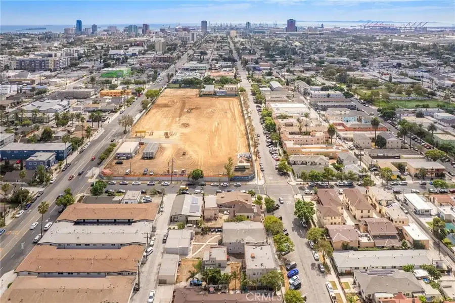 1526 Cedar Avenue, Long Beach, CA 90813 - Image #3