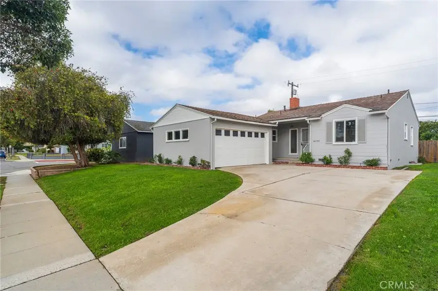 16725 Elgar Avenue, Torrance, CA 90504 - Image #2