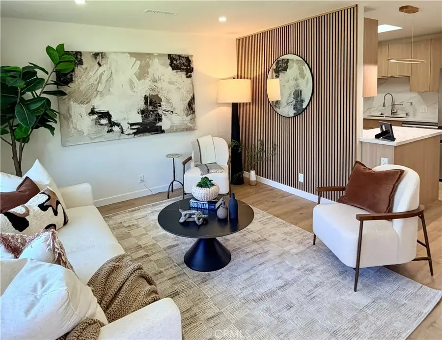 4534 Lennox, Sherman Oaks, CA 91423 - Image #3