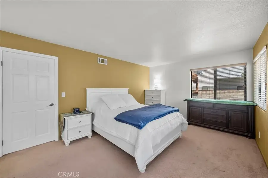 6056 Lake Lindero, Agoura Hills, CA 91301 - Image #2