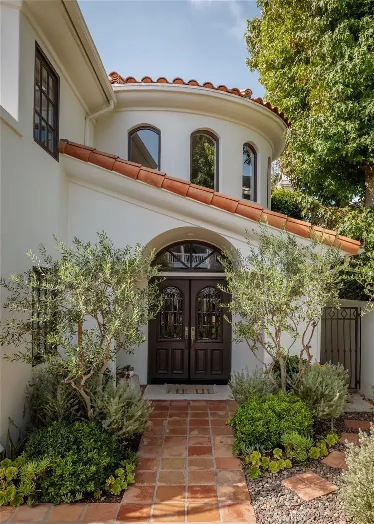 2001 Agnes Rd, Manhattan Beach, CA 90266 - Image #3