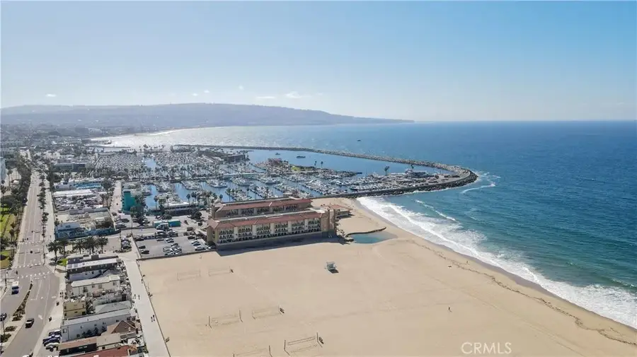 320 Hermosa Avenue #102, Hermosa Beach, CA 90254 - Image #3