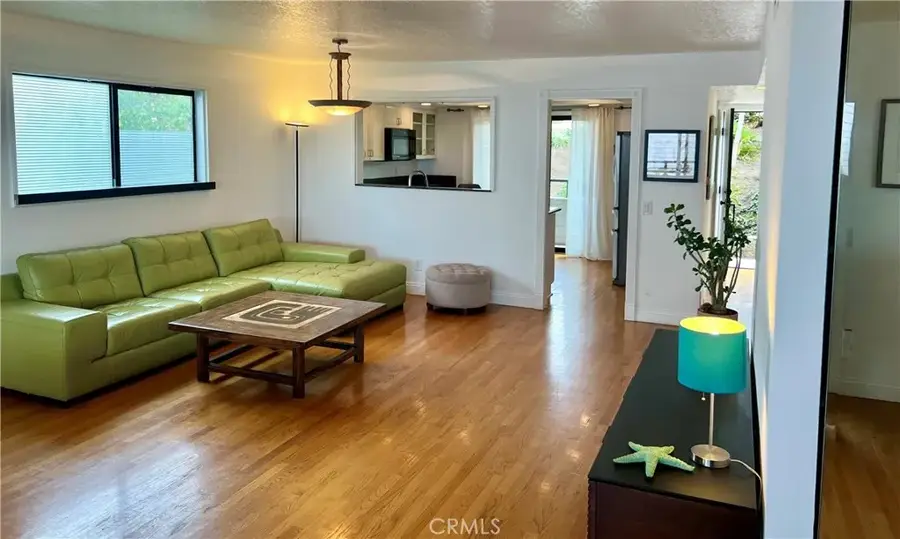 431 Camino De Las Colinas, Redondo Beach, CA 90277 - Image #2