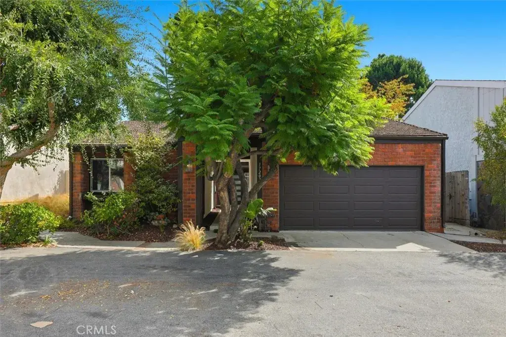 17207 Avenida De La Herradura, Pacific Palisades, CA 90272 - Image #1