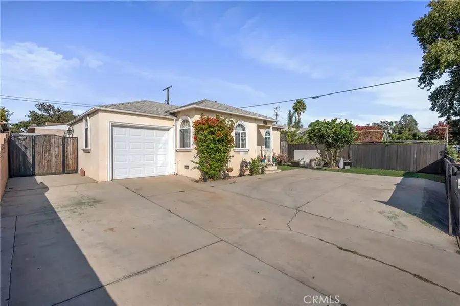 749 W 147th Street, Gardena, CA 90247 - Image #2