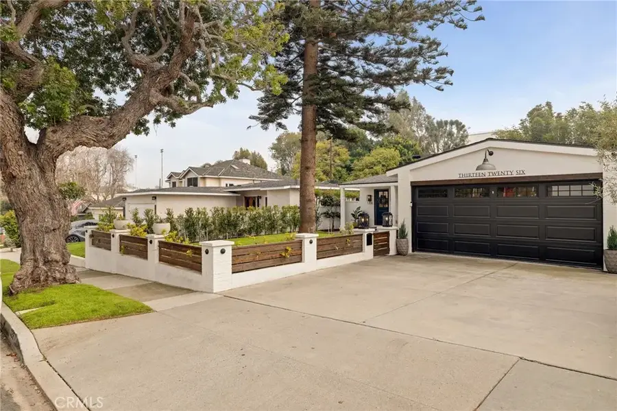 1326 Voorhees Ave., Manhattan Beach, CA 90266 - Image #2