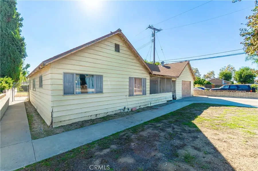 545 W Locust, Ontario, CA 91762 - Image #2