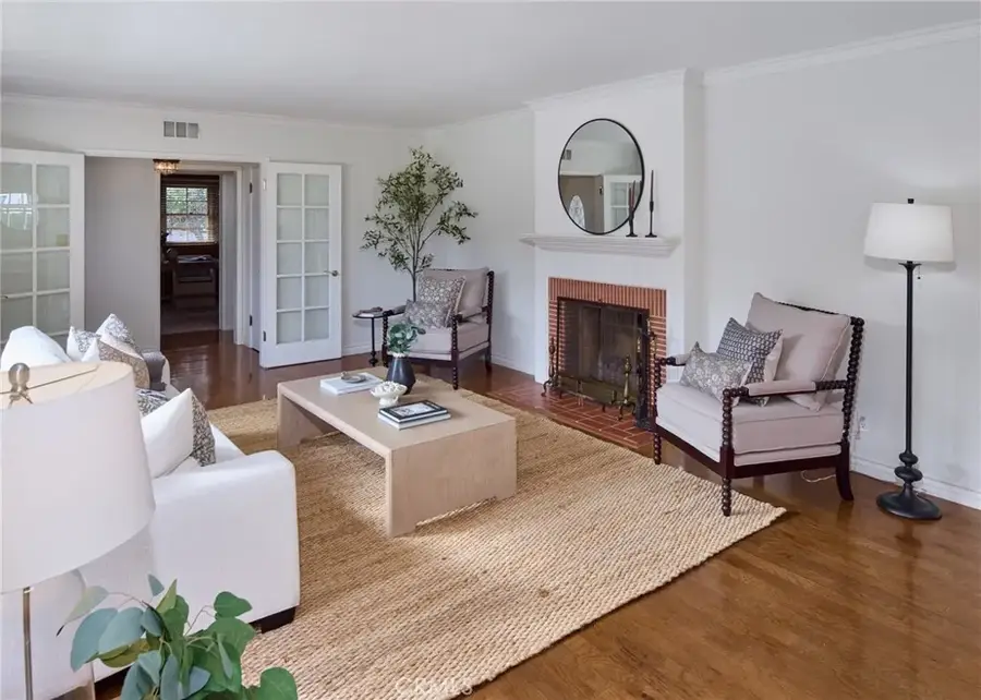 1261 E Maple, El Segundo, CA 90245 - Image #2