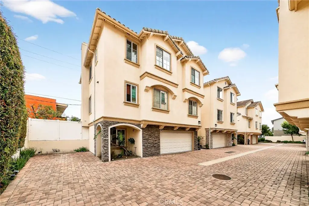 24005 Los Codona, Torrance, CA 90505 - Image #1