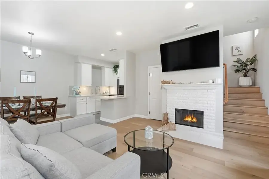 2157 Plaza Del Amo, Torrance, CA 90501 - Image #2