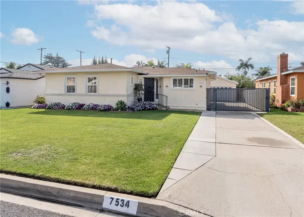 7534 Fostoria, Downey, CA 90241 - Image #1