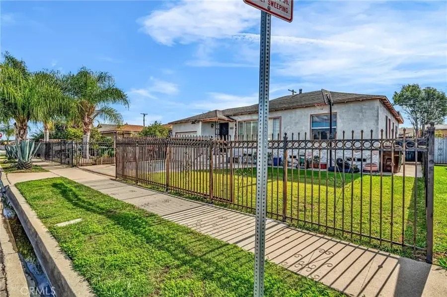 1410 W School, Compton, CA 90220 - Image #3