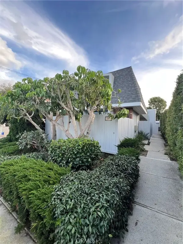 1912 Bataan Road, Redondo Beach, CA 90278