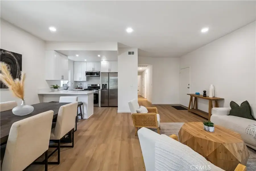 11722 Avon, Los Angeles, CA 90066 - Image #2