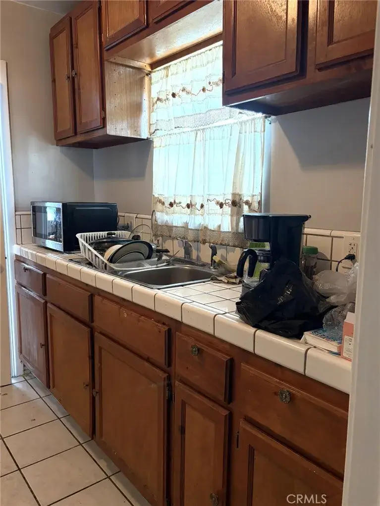 4323 W 105th Street, Inglewood, CA 90304 - Image #2