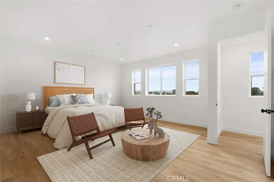 11410 W Calvert Street, North Hollywood, CA 91606 - Image #2