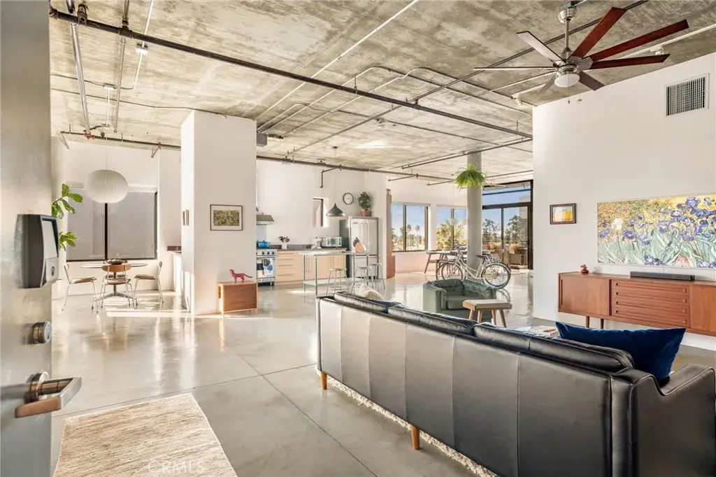 835 Locust Avenue #519, Long Beach, CA 90813 - Image #1