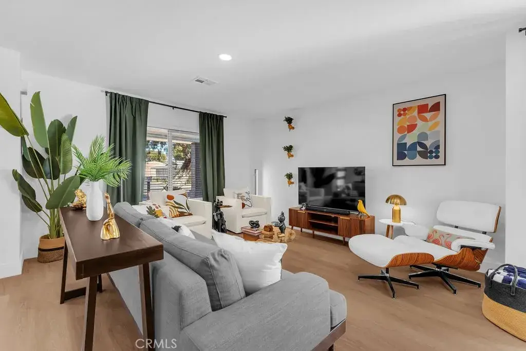 481 W Sunview, Palm Springs, CA 92262 - Image #1