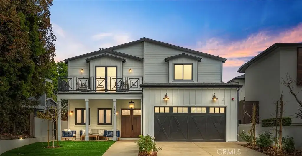 1612 Magnolia, Manhattan Beach, CA 90266 - Image #1