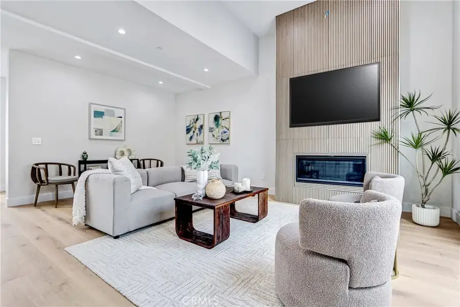 2405 Mathews Avenue #B, Redondo Beach, CA 90278 - Image #3