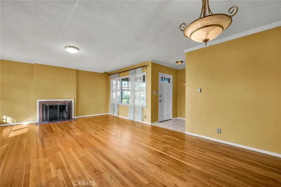 12911 Daphne, Gardena, CA 90249 - Image #2