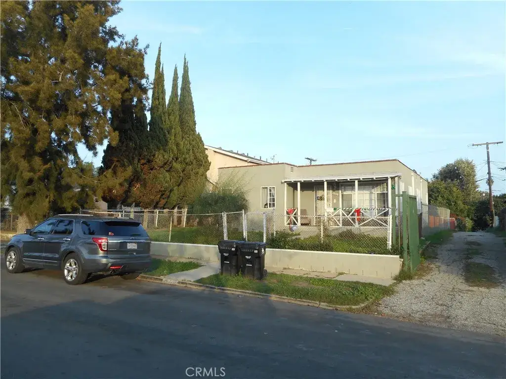 12126 Ainsworth, Los Angeles, CA 90044 - Image #1