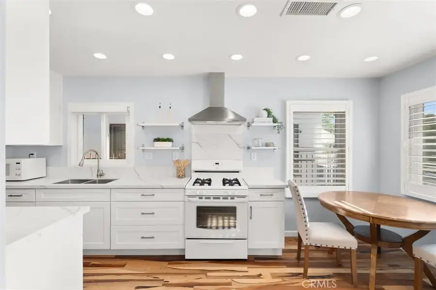 8911 Cattaraugus Avenue, Los Angeles, CA 90034 - Image #2