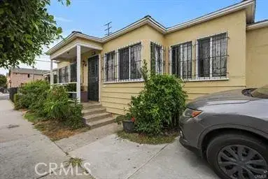 6828 S San Pedro, Los Angeles, CA 90003 - #1