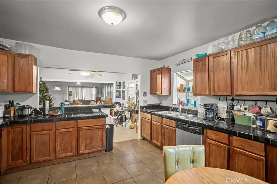 1518 W 65th Place, Los Angeles, CA 90047 - Image #3