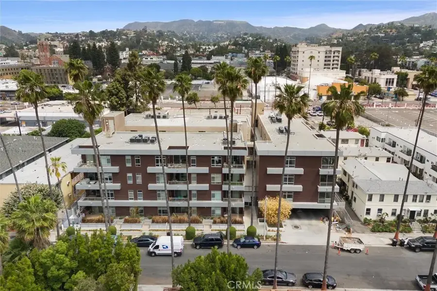 6001 Carlton Way #102, Los Angeles, CA 90028 - Image #2