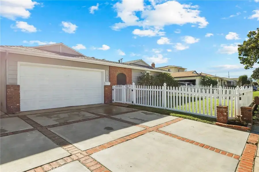 2722 Spreckels Lane, Redondo Beach, CA 90278 - Image #2