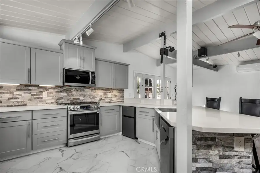 23911 Fulmar Avenue, Torrance, CA 90501 - Image #2