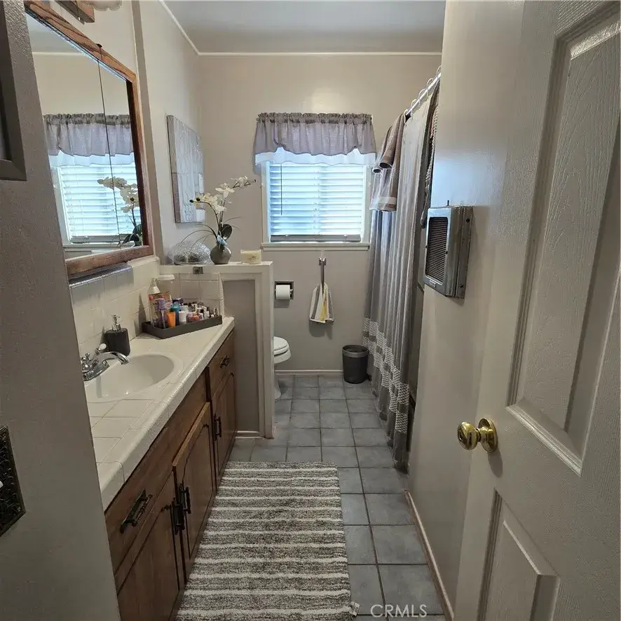 10957 Chanera, Inglewood, CA 90303 - Image #3