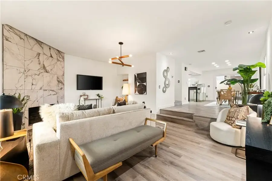 1337 18th Street #6, Santa Monica, CA 90404 - Image #2