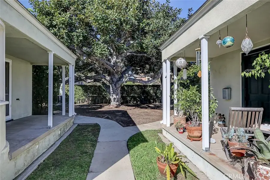 1502 Ocean Park, Santa Monica, CA 90405 - Image #2