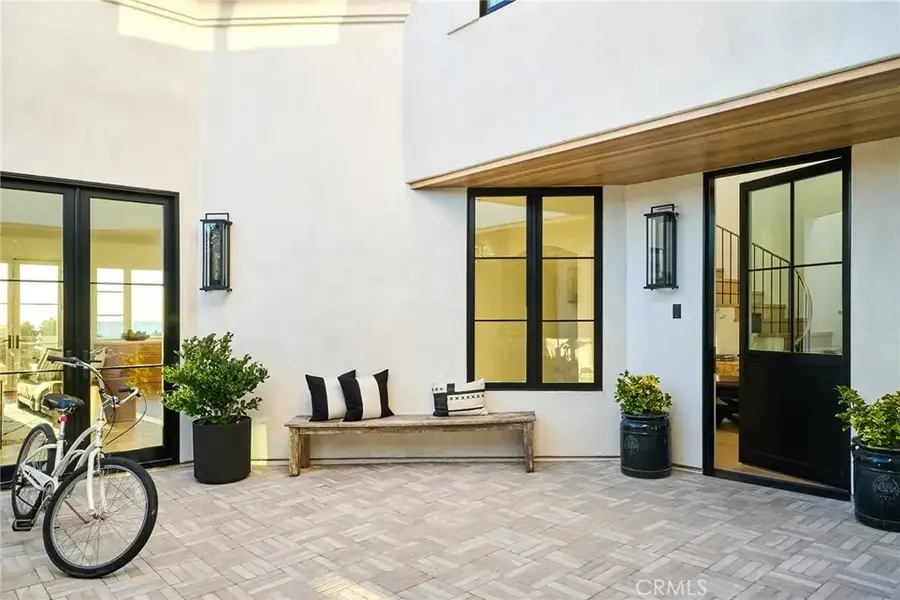 2526 Hermosa Ave, Hermosa Beach, CA 90254 - Image #2