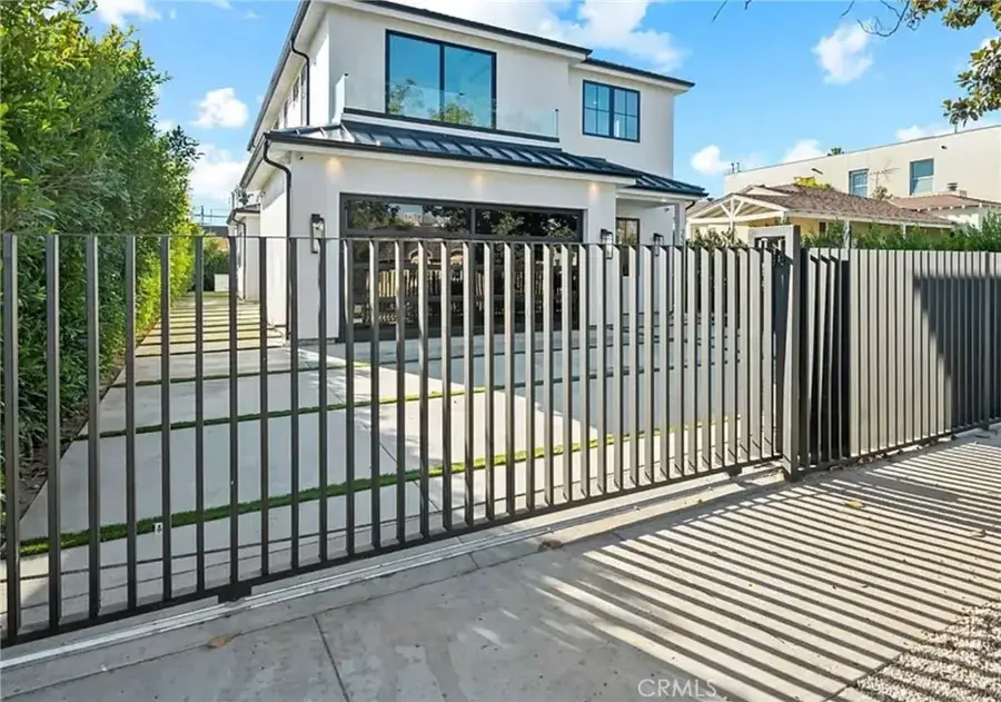 2371 Midvale, Los Angeles, CA 90064 - Image #2