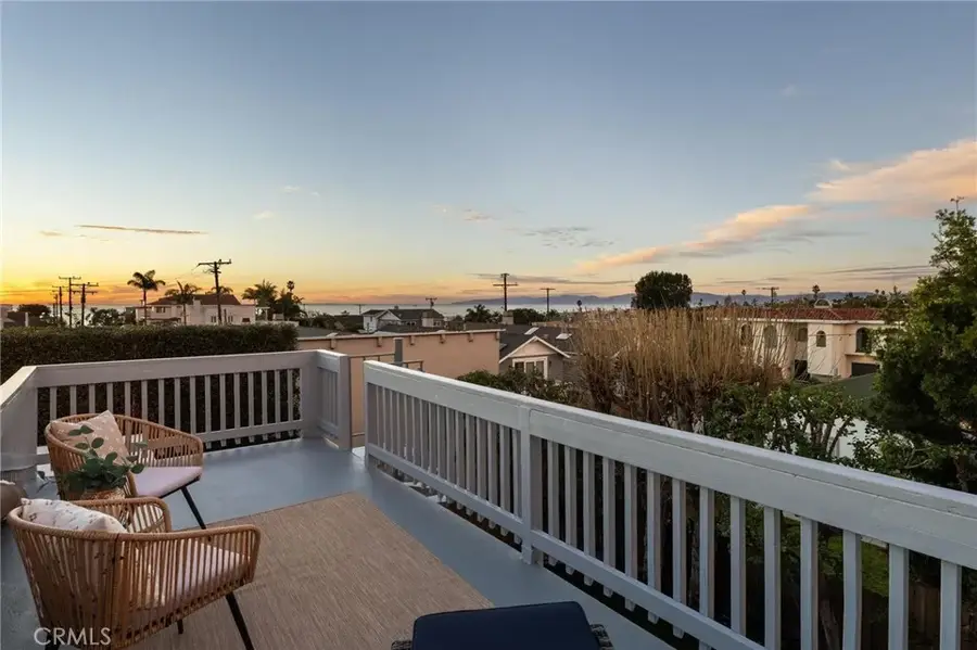 1133 8th Street, Hermosa Beach, CA 90254 - Image #3