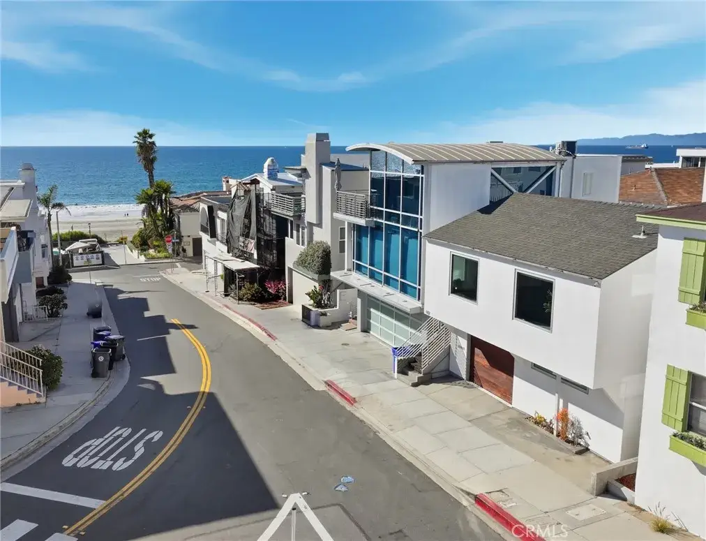 137 15th Street, Manhattan Beach, CA 90266 - Image #1