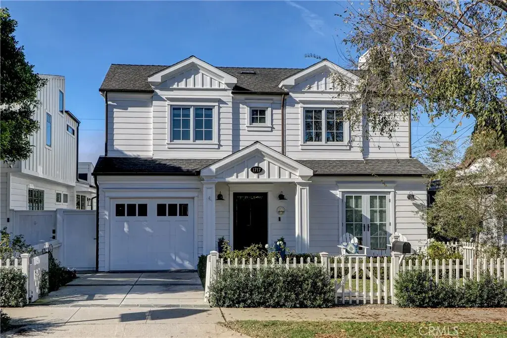 1717 Pacific Ave, Manhattan Beach, CA 90266 - Image #1