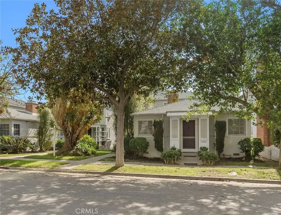10370 Ashton Avenue, Los Angeles, CA 90024 - Image #2