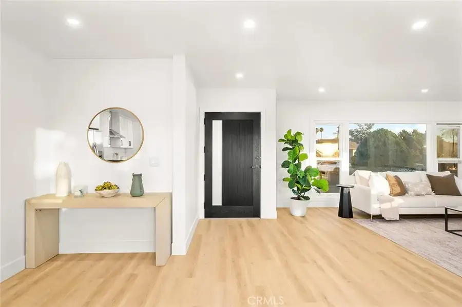 10421 1st Avenue, Inglewood, CA 90303 - Image #3