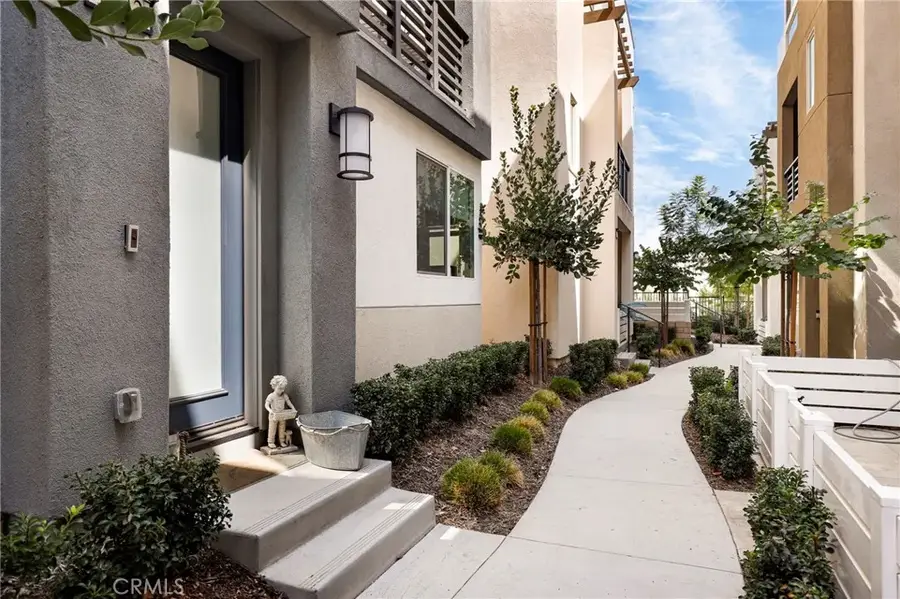 1642 W Saratoga Lane, San Pedro, CA 90732 - #2