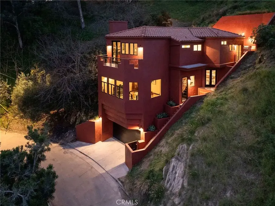 3761 Glenalbyn, Los Angeles, CA 90065 - Image #3