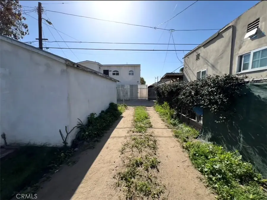 1422 E Sandison, Wilmington, CA 90744 - #3