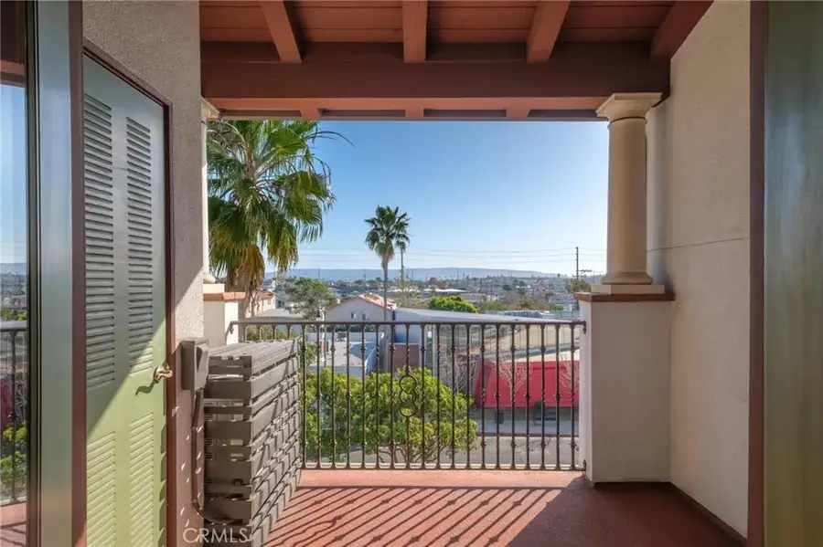 2001 Artesia #403, Redondo Beach, CA 90278 - Image #3