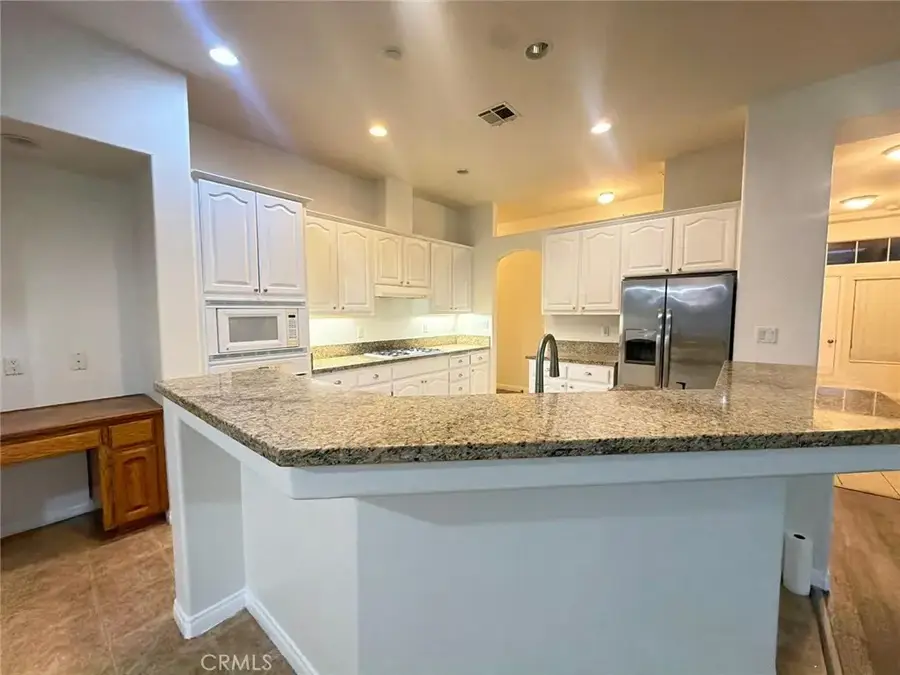 207 Riesling Vines Street, Bakersfield, CA 93314 - #2